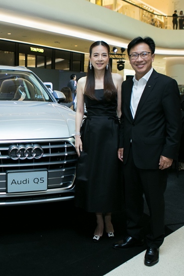 นวลพรรณ ล่ำซำ และกฤษฎา ล่ำซำ